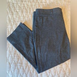 Banana Republic charcoal gray Sloan cropped straight leg slacks. Size 12.